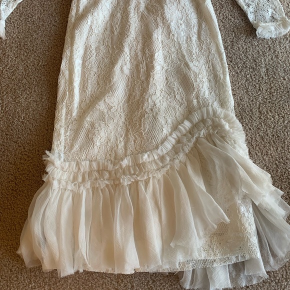 Nwt Alexis gorgeous white lace Anabella dress - Picture 7 of 10